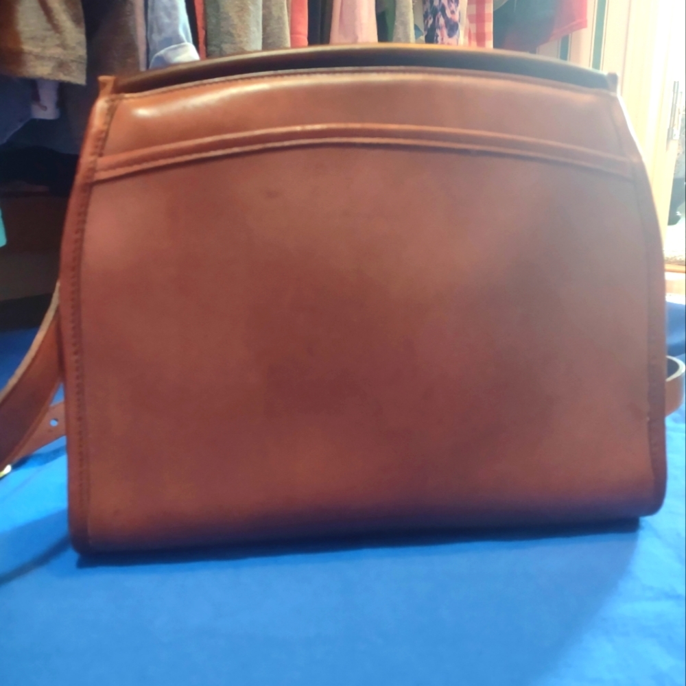 Coach Carlyle Bag